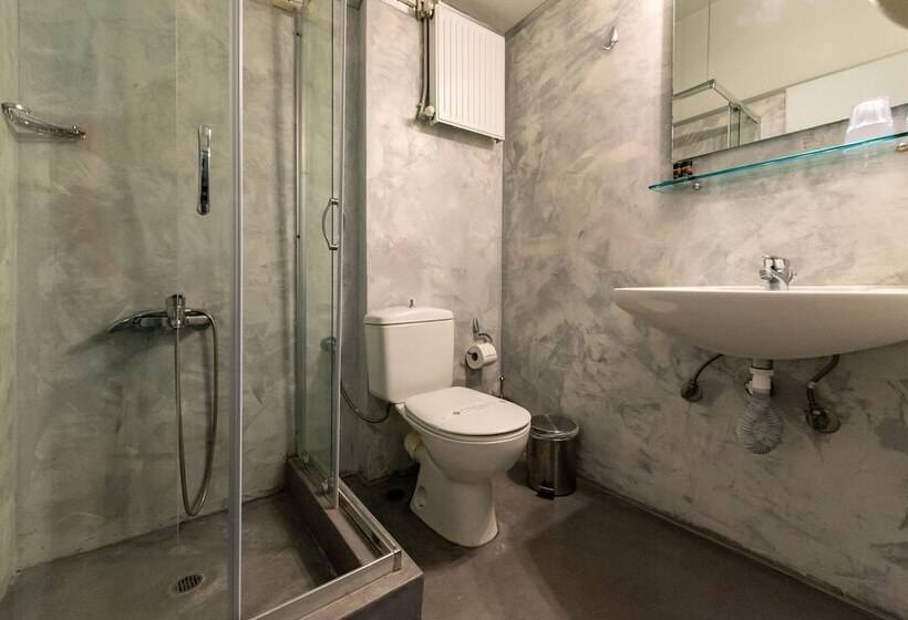 هتل Kleopatra Inn