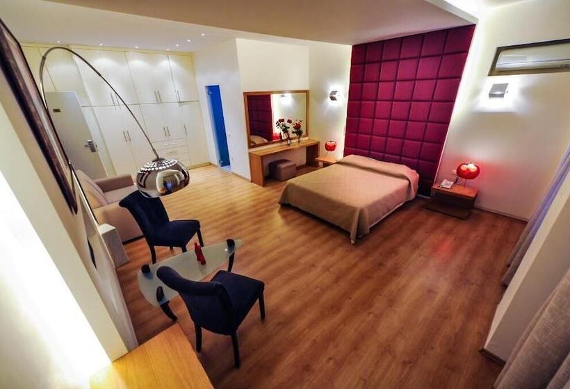 هتل Kleopatra Inn