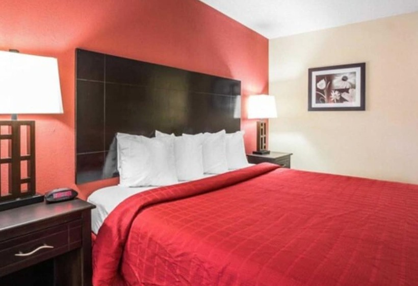 هتل Knights Inn & Suites Griffin