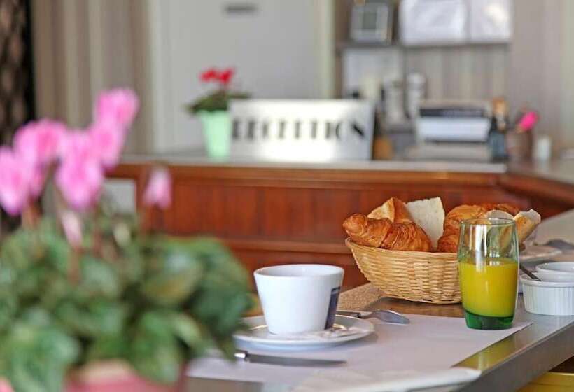 فندق Le Rochegude