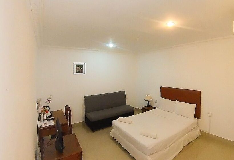 Lux Riverside Hotel & Apartment