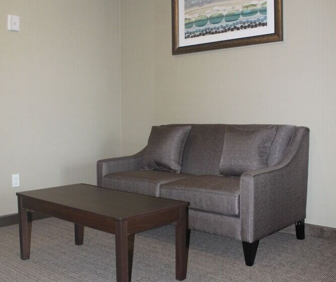 هتل Meridian Inn & Suites Lloydminster
