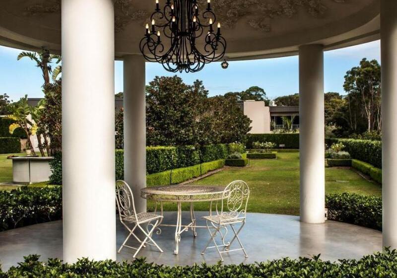 호텔 Miramare Gardens Boutique Accommodation