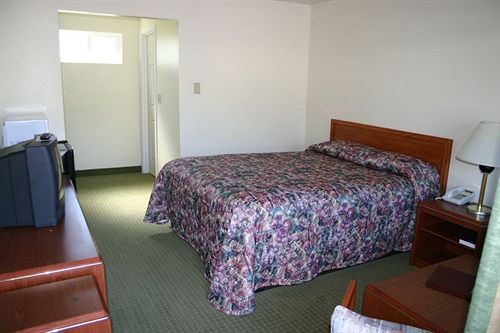 فندق Northwoods Inn