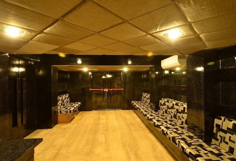 酒店 Palm Greens Club
