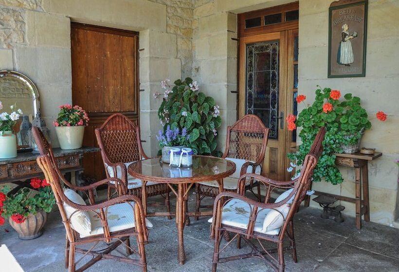فندق Posada La Cotía
