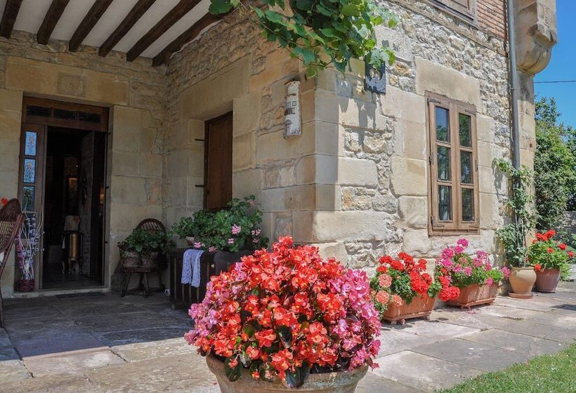 فندق Posada La Cotía