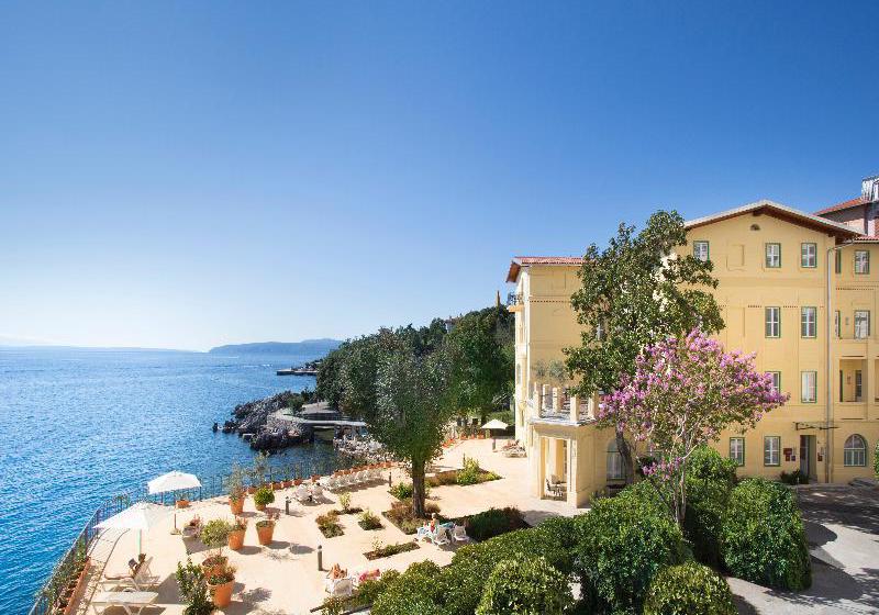 בית מלון כפרי Remisens Villa Belvedere