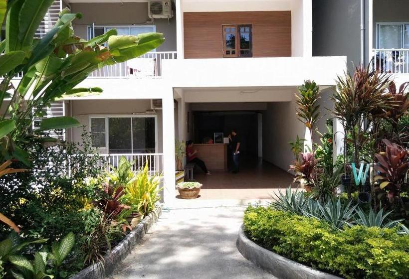 בית מלון כפרי Romruen Samed Resort