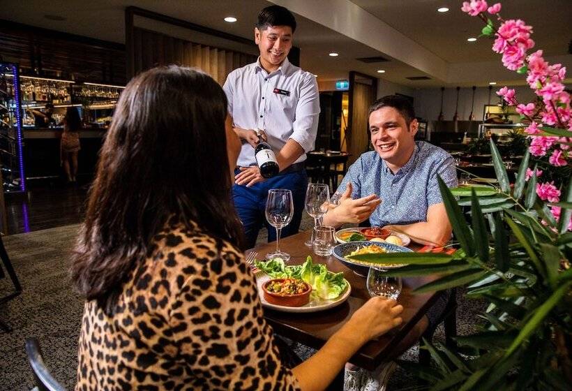 هتل Rydges Palmerston  Darwin