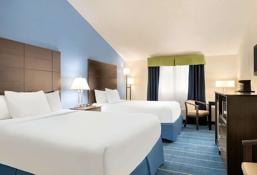 Мотель Days Inn By Wyndham Tamworth