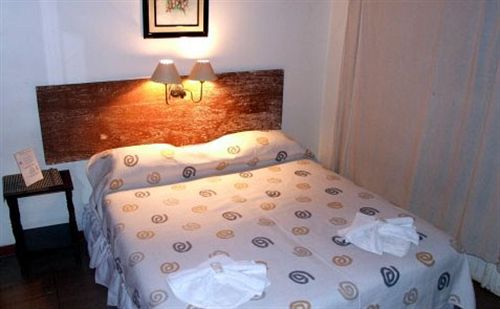 Пансион Guayra Guest House