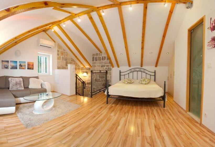 پانسیون House Sandra