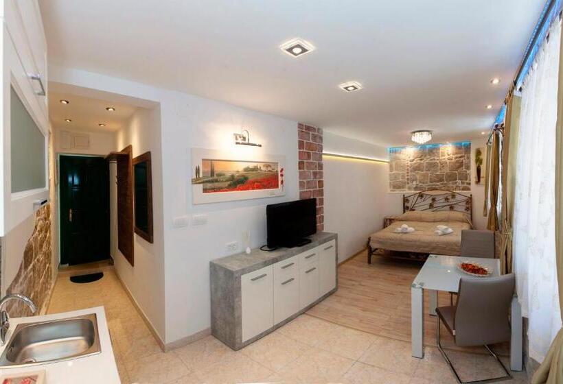 پانسیون House Sandra