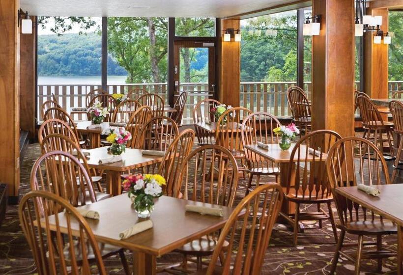 리조트 Burr Oak Lodge And Conference Center
