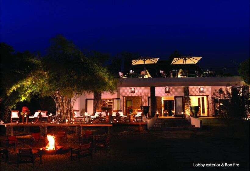 リゾートホテル The Serai Kabini