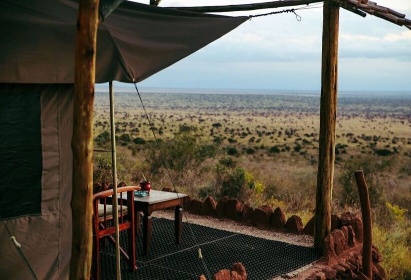 هتل Cheetah Tented Camp