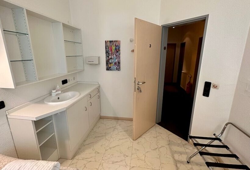 هاستل Smart&beautiful Guesthouse
