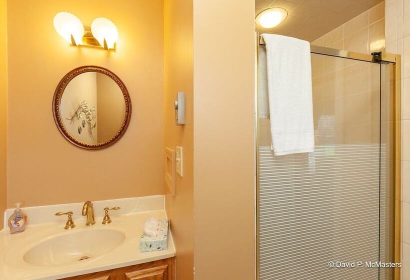 مبيت وإفطار Baladerry Inn Lp