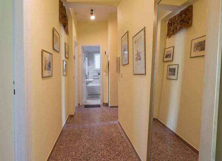 פונדק Magnificent Home Athens Voula