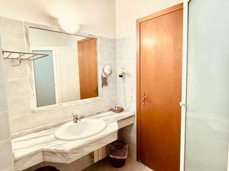 هتل Albergo Ristorante Belsito Fiuggi Nhost