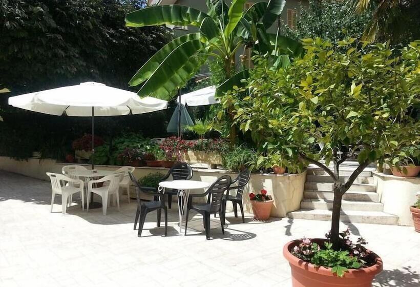 هتل Albergo Ristorante Belsito Fiuggi Nhost