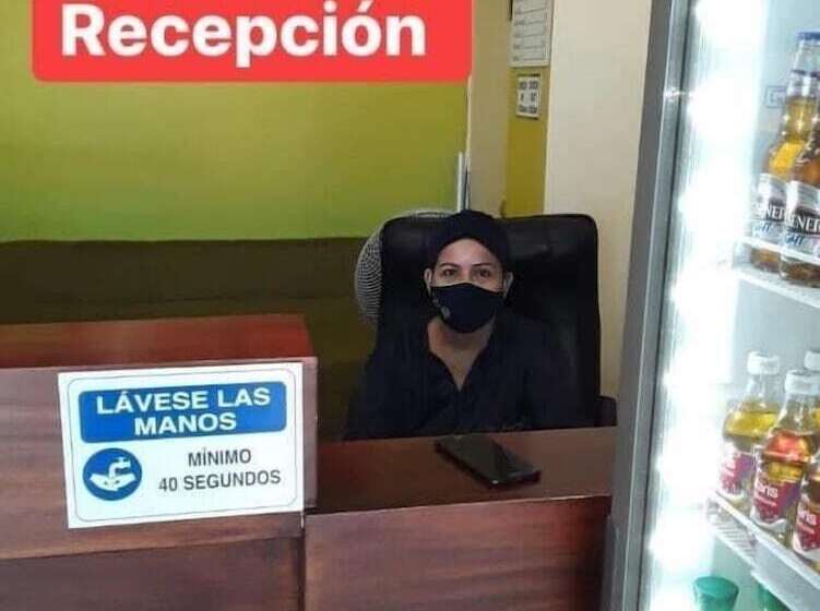هتل D Ruiz