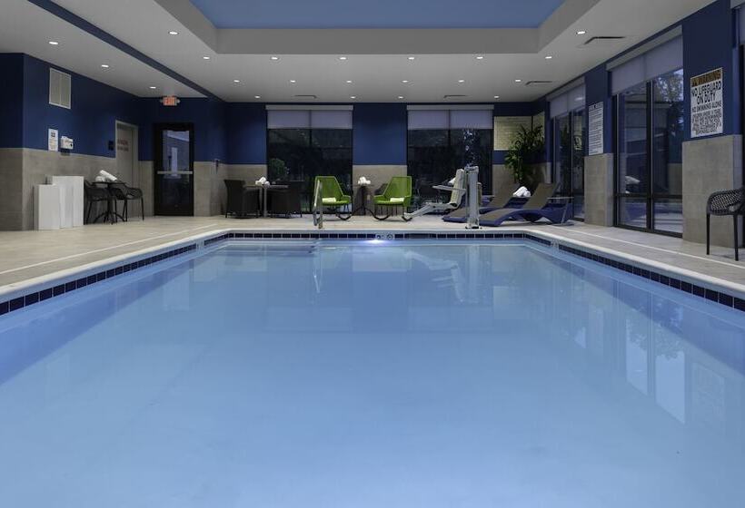 هتل Hampton Inn & Suites Indianapolis West Speedway