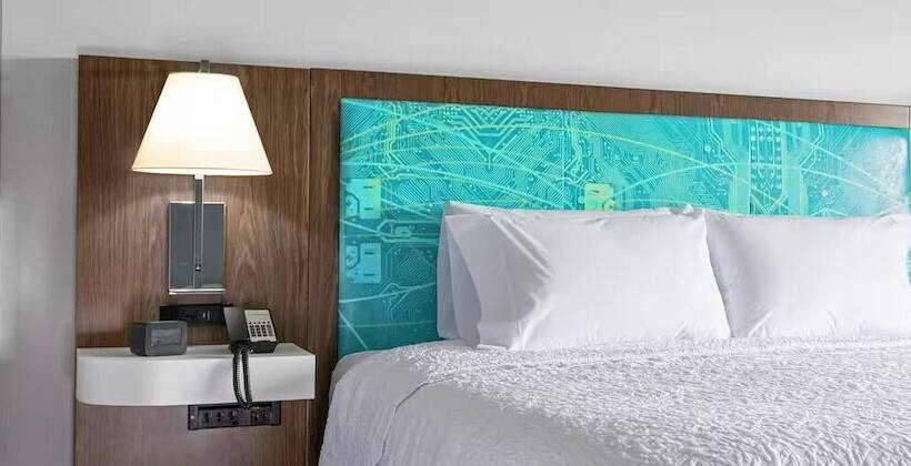 هتل Hampton Inn & Suites Indianapolis West Speedway
