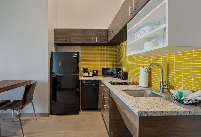 هتل Hawthorn Extended Stay By Wyndham Sulphur Lake Charles
