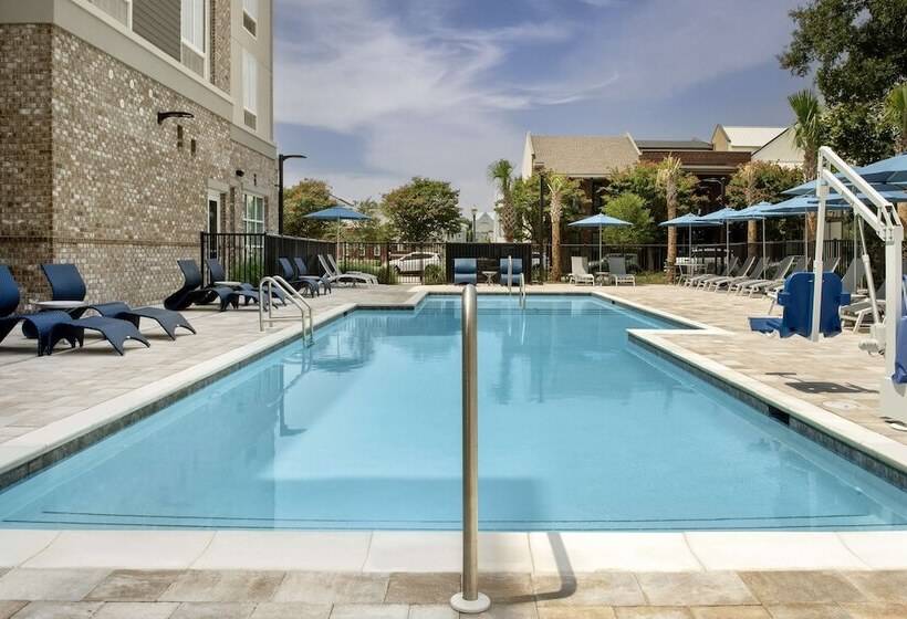 فندق Hilton Garden Inn Pensacola Downtown