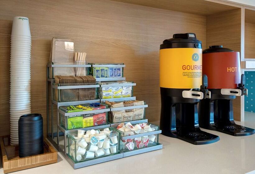 هتل Home2 Suites By Hilton Las Vegas North