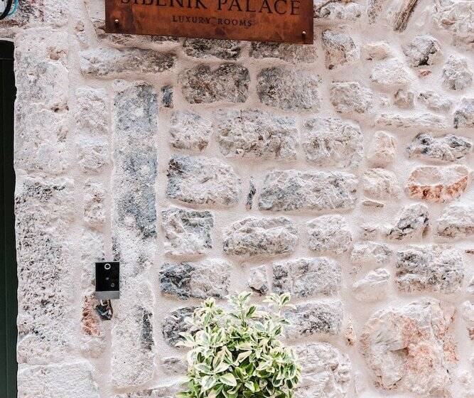هتل šibenik Palace