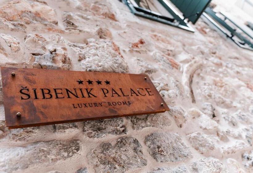 هتل šibenik Palace