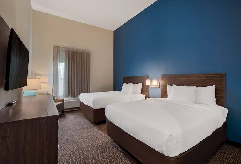هتل La Quinta Inn & Suites By Wyndham Sulphur