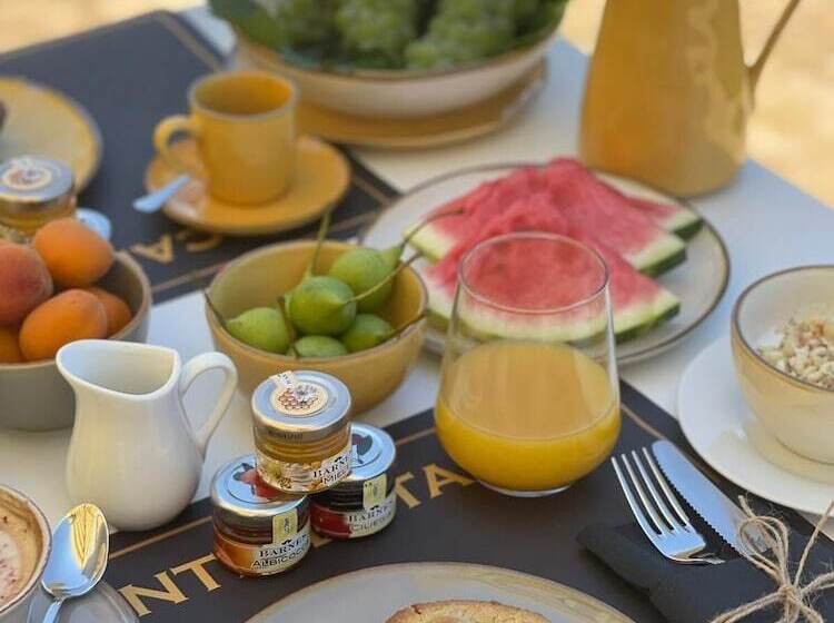 فندق ريفى Masseria Torleanzi   Wine Relais