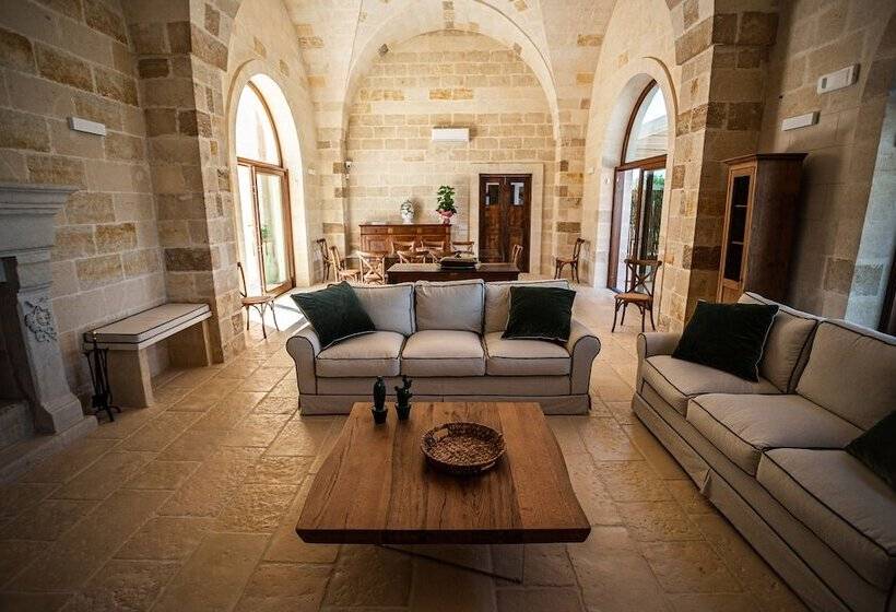 فندق ريفى Masseria Torleanzi   Wine Relais