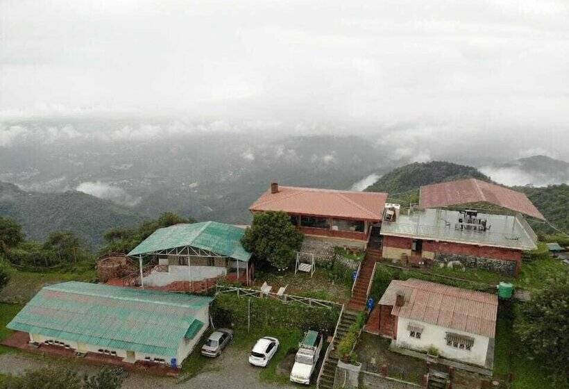 هتل Saiva Hill Resort