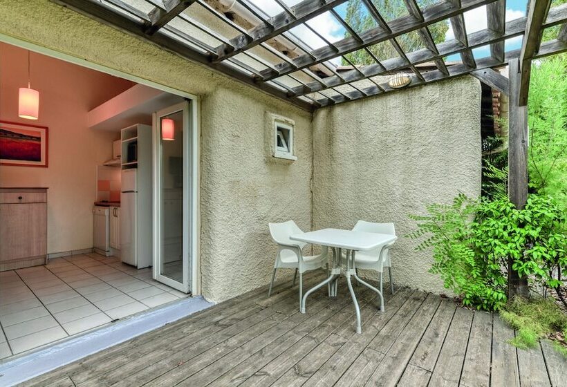 هتل Sowell Residences Les Lauriers Roses