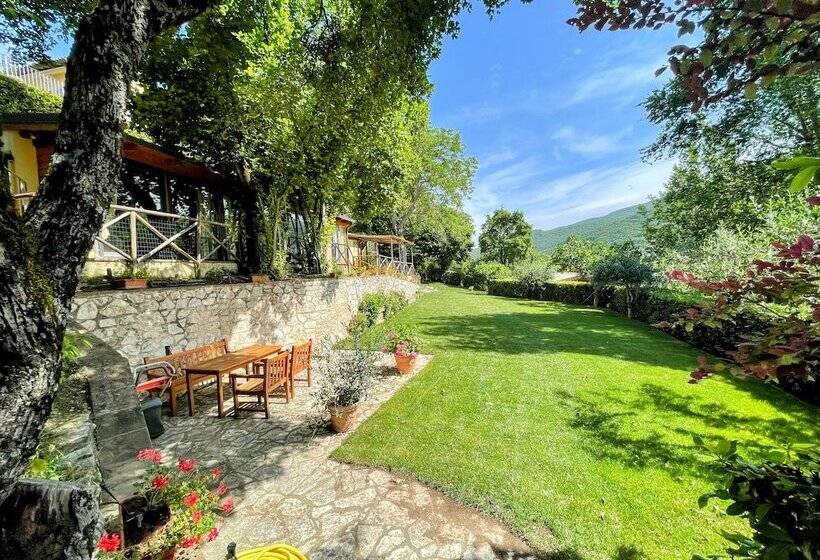 בית מלון כפרי Spoleto Splash No920 : Toretta/wifi/aircon/dishwasher