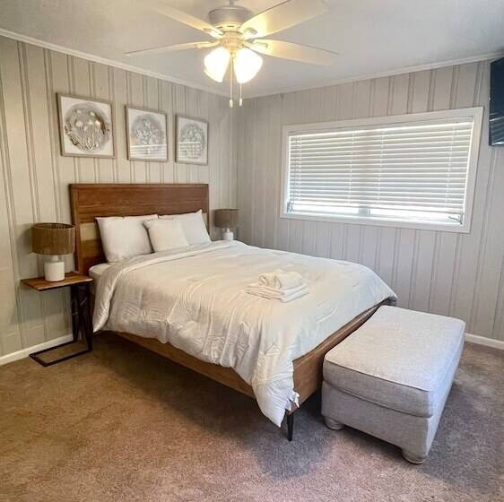 فندق The Red Cottage Fantastic View Firepit Free Kayaks