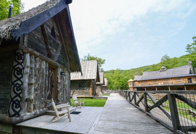 هتل Vikings Villages Resort