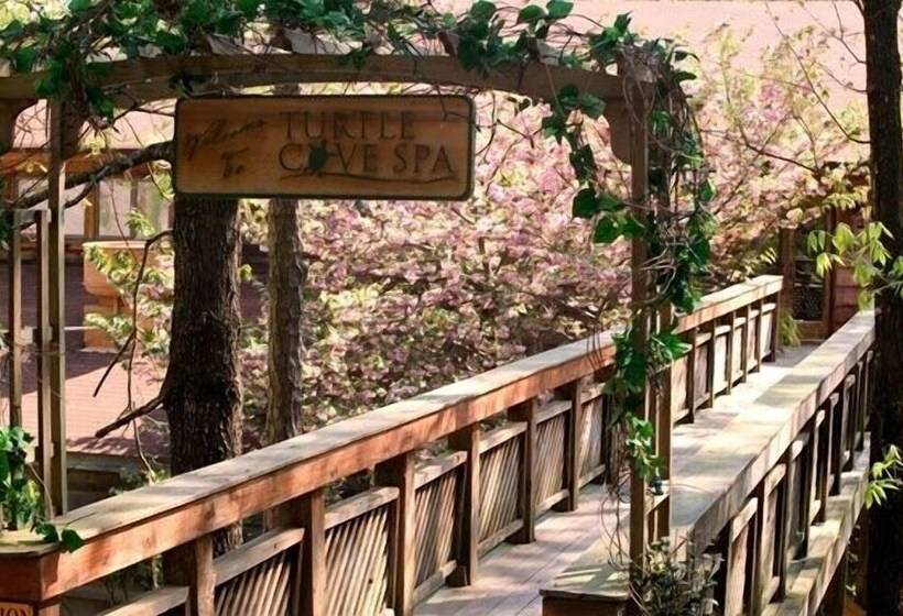 Lake View Two Bedroom, Two Bath Harbor North Luxuryloft Cottage With Private Hot Tub Overlooking Lak