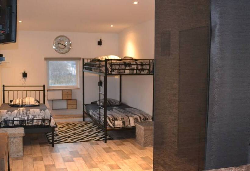 פנסיון A La Fontaine Fleurie