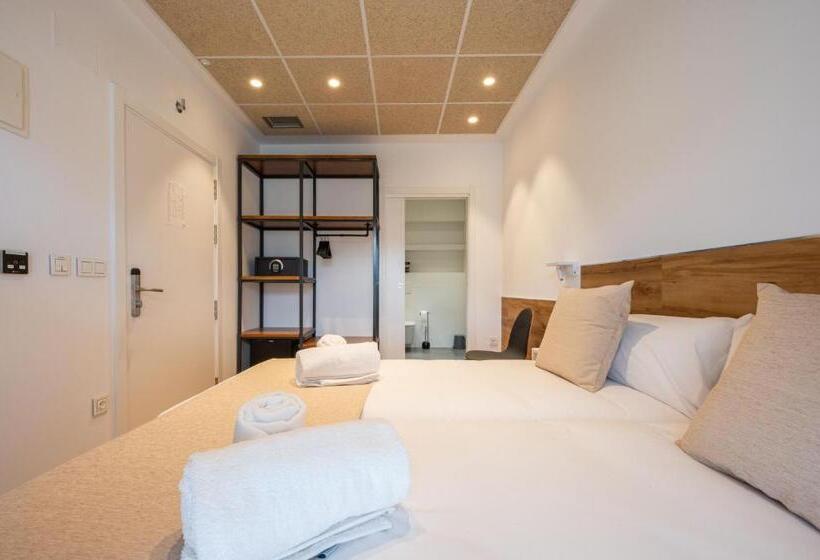 پانسیون Elegant Rooms Lasarte
