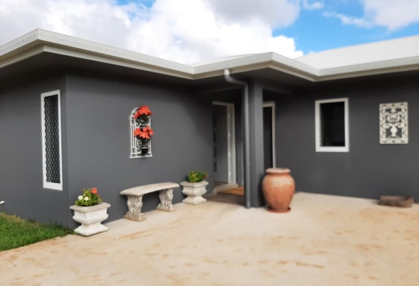 פנסיון Room In Guest Room   Cozy Room With Separate Entrance And Ensuit Bathroom