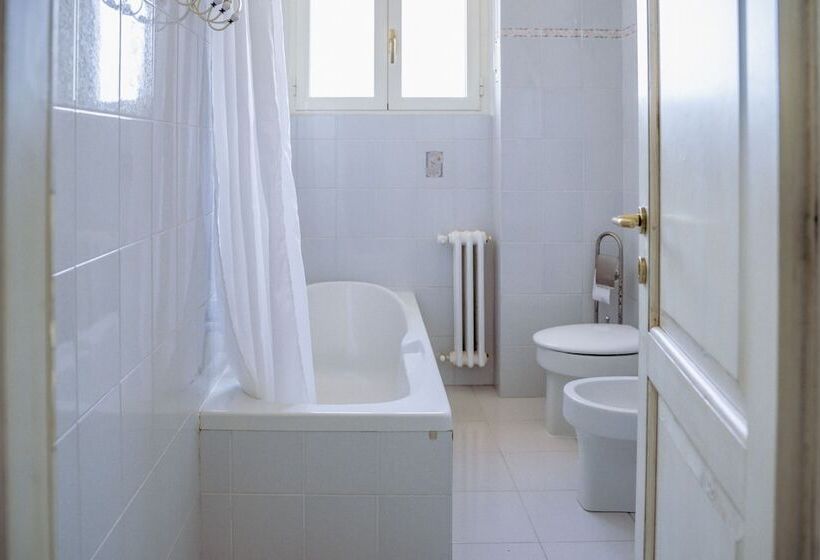 پانسیون S Ard Guest House Sassari