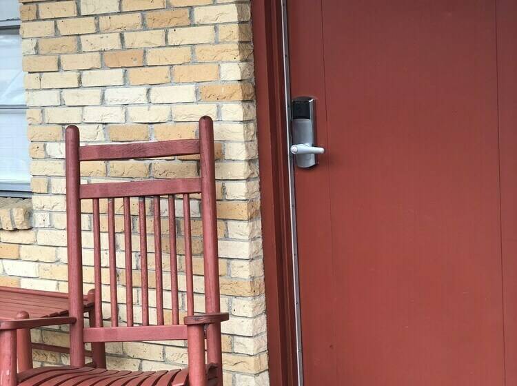 Queen Guest Room Located At The Joplin Inn At The Entrance To Mountain Harbor, , Just 2 1/2 Miles Fr