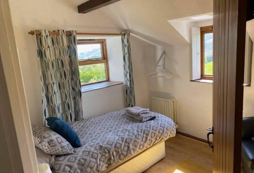 דירת נופש Tranquil 3 Bed Cottage Near Lake Vyrnwy