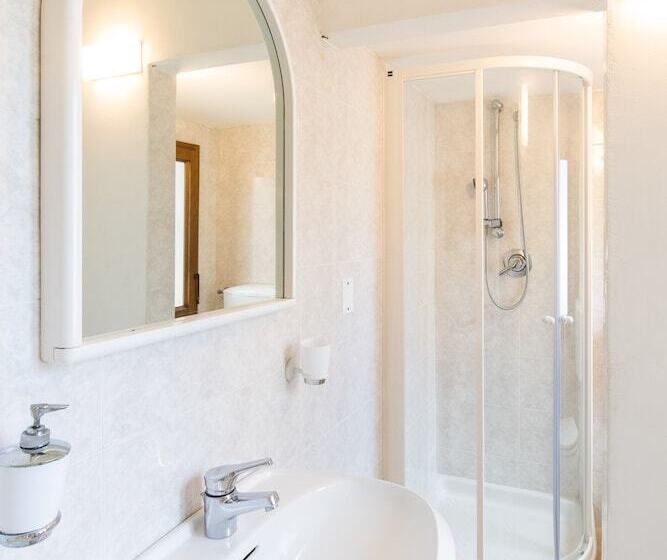 تختخواب و صبحانه Casa Fubis